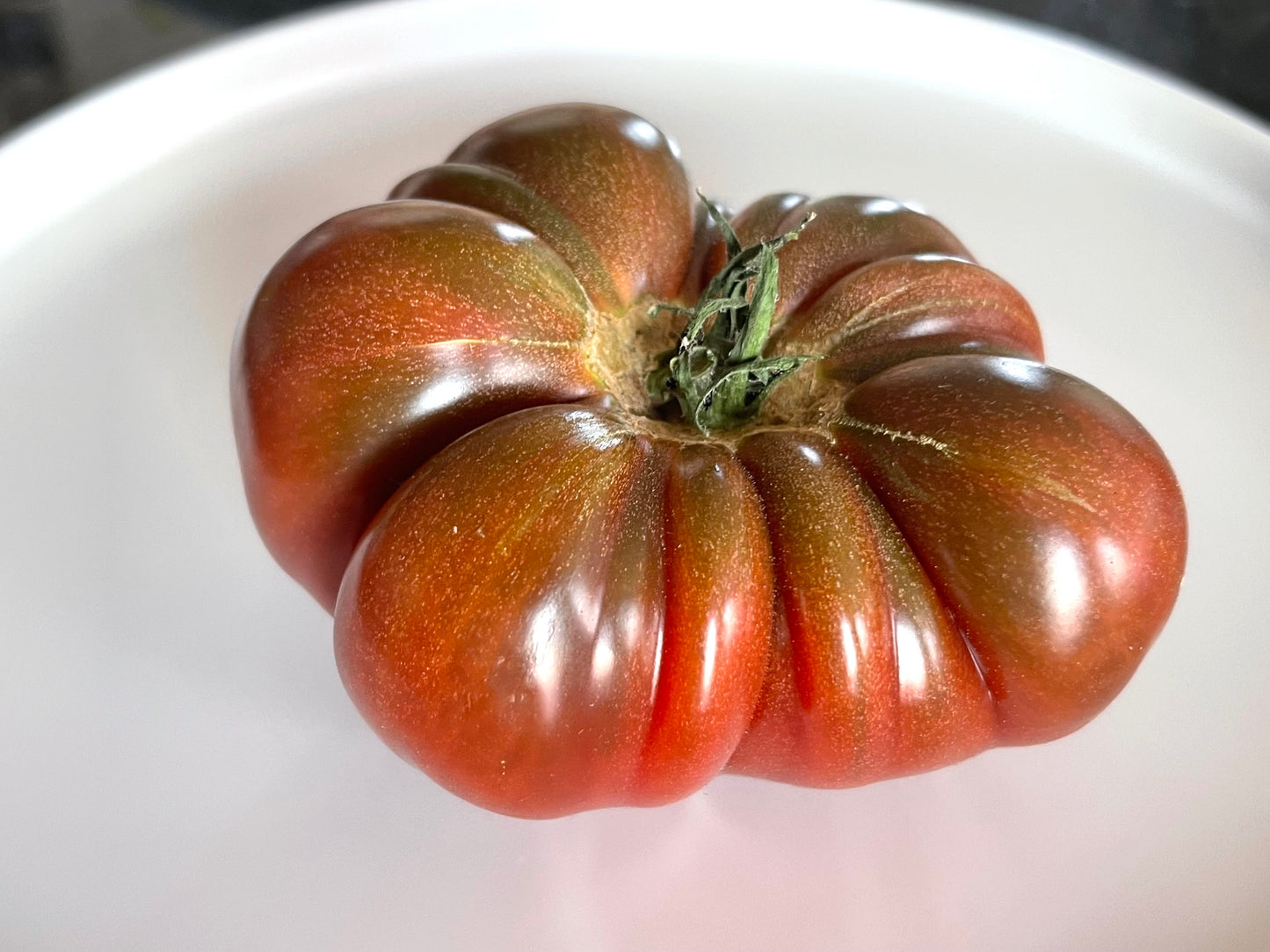Black Ruffle Tomato 10 Seeds